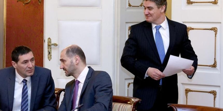 26.02.2015., Zagreb – U Banskim dvorima odrzana je redovita sjednica Vlade RH, Vlada RH, Zoran Milanović. Photo: Patrik Macek/PIXSELL