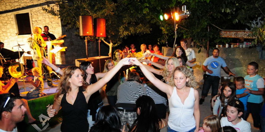 Sestrunjska noc 31. srpnja 2010., Foto. Ivan Dilber Sestrunjska noc 31. srpnja 2010., Foto. Ivan Dilber