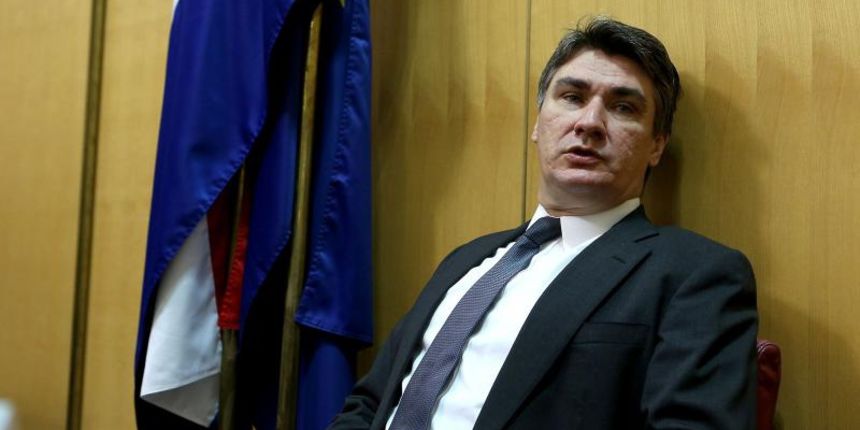 22.01.2014., Zagreb – Aktualnim prijepodnevom pocela je 12. sjednica Hrvatskog sabora. Premijer Zoran Milanovic. Photo: Patrik Macek/PIXSELL 22.01.2014., Zagreb – Aktualnim prijepodnevom pocela je 12. sjednica Hrvatskog sabora. Premijer Zoran Milanovic. Photo: Patrik Macek/PIXSELL