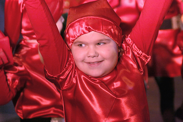 Plesna udruga Gesta: Ima li spasa za Djeda Mraza (Foto:Saša Čuka)