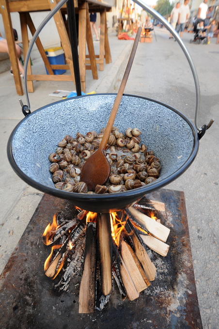 Benkovac, 300612.
Grad Benkovac i Turisticka zajednica Grada Benkovca po prvi puta su organizirali manifestaciju Benkovac, 300612.
Grad Benkovac i Turisticka zajednica Grada Benkovca po prvi puta su organizirali manifestaciju