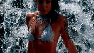 Ljepotice, kamen i voda