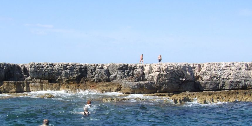 Čovjek i krš Čovjek i krš