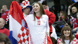 Barcelona 250113.
Gradska dvorana Palau Sant Jordi.
Svjetsko prvenstvo u rukometu za muskarce Spanjolska 2013.
Utakmica polufinala izmedju Hrvatske i Danske.
Na fotografiji: navijaci.
Foto: Ante Cizmic / CROPIX Barcelona 250113.
Gradska dvorana Palau Sant Jordi.
Svjetsko prvenstvo u rukometu za muskarce Spanjolska 2013.
Utakmica polufinala izmedju Hrvatske i Danske.
Na fotografiji: navijaci.
Foto: Ante Cizmic / CROPIX