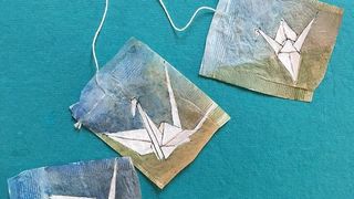 Iskorištene vrećice od čaja pretvara u prava umjetnička djela