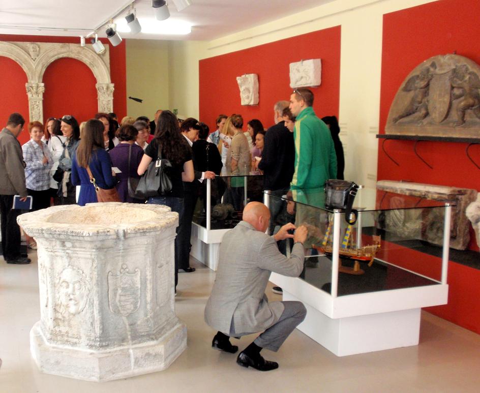 OLYMPUS DIGITAL CAMERA OLYMPUS DIGITAL CAMERA