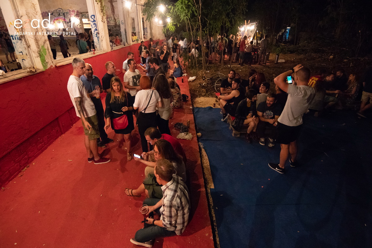 KvartArt 2018.: Art buvljak & koncert Nipplepeoplea