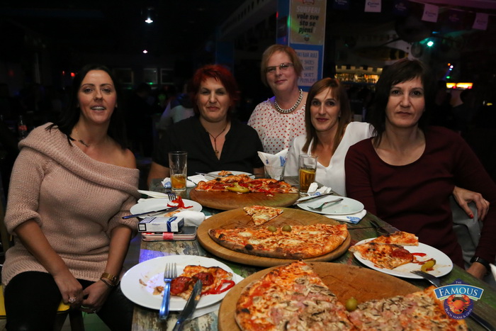 Noa & Funkblusters @ Famous Beach Bar & Grill 4. studenog 2016.