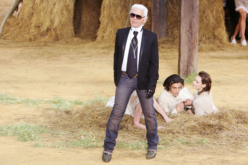 Chanel Proljeće/Ljeto 2010: “Barnyard Chic”