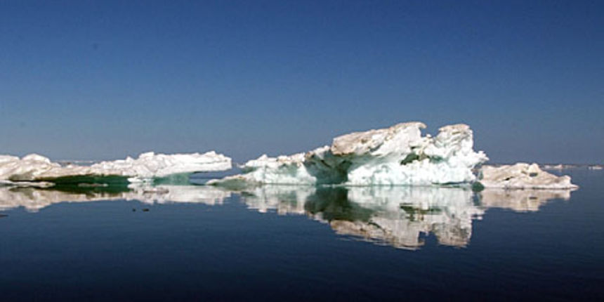 Topljenje ledenjaka na Arktiku (Foto: AP)