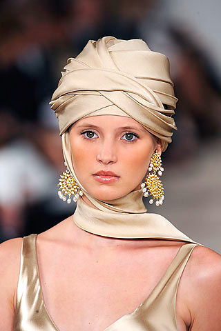 Naušnice kao nezaobilazan detalj ove sezone