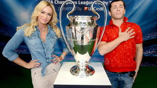 Tarik Filipović, Mila Horvat i Renata Sopek na predstavljanju trofeja Lige prvaka Tarik Filipović, Mila Horvat i Renata Sopek na predstavljanju trofeja Lige prvaka