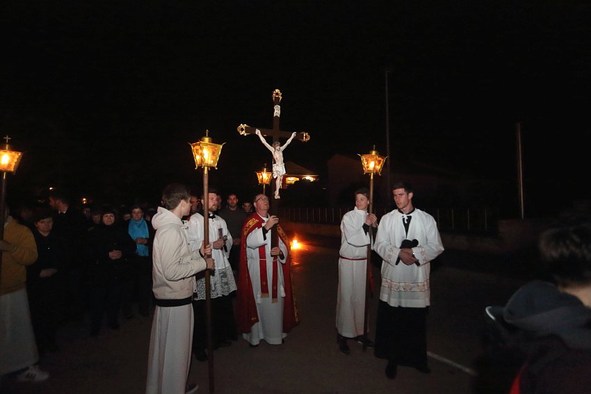 Bibinje: Održana tradicionalna procesija Velikog Petka. Foto: Leo Banić