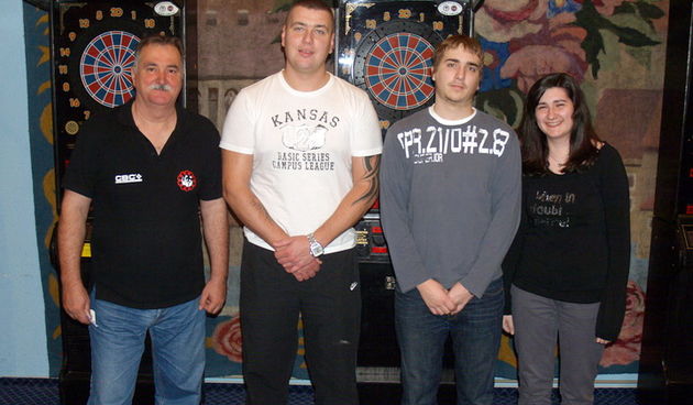 Ekipa Croatian Arrows u sastavu (slijeva) Filip Galovi