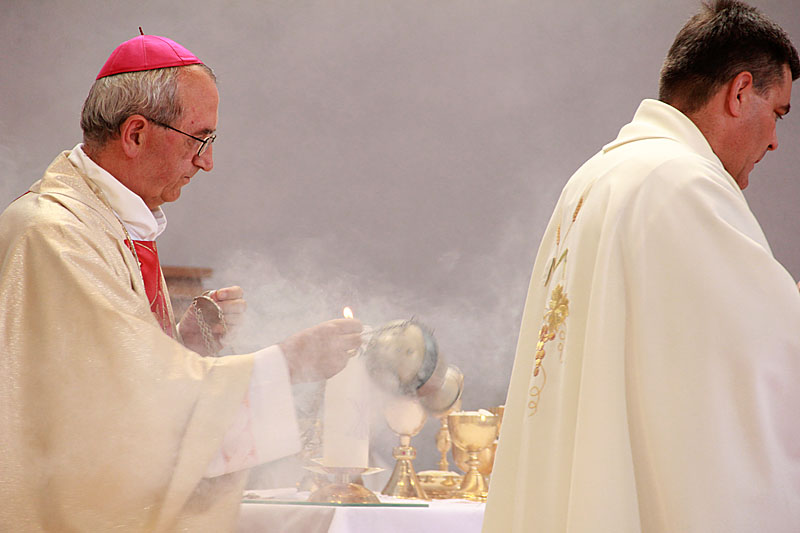U Skabrnji odrzano veliko misno slavlje i procesija povodom blagdana Velike Gospe U Skabrnji odrzano veliko misno slavlje i procesija povodom blagdana Velike Gospe