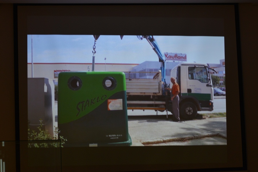 zadar; 9 ozujka 2016 – radionica recikliranja stakla – muzej antickog stakla zadar; 9 ozujka 2016 – radionica recikliranja stakla – muzej antickog stakla