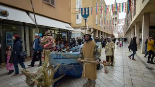 Zadarski Karneval 2020.: Povorka maskiranih skupina