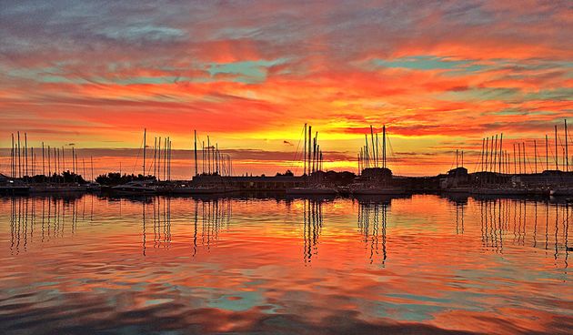 Zalazak sunca u Sukošanu, 30.11.2015. Foto: Tomislav Ivanov