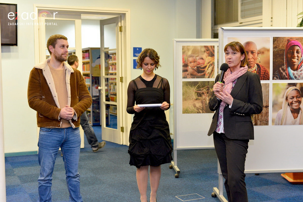 Gradska knjižnica Zadar: Otvorenje izložbe fotografija “Afrika na kvadrat” autora Filipa Brale Gradska knjižnica Zadar: Otvorenje izložbe fotografija “Afrika na kvadrat” autora Filipa Brale