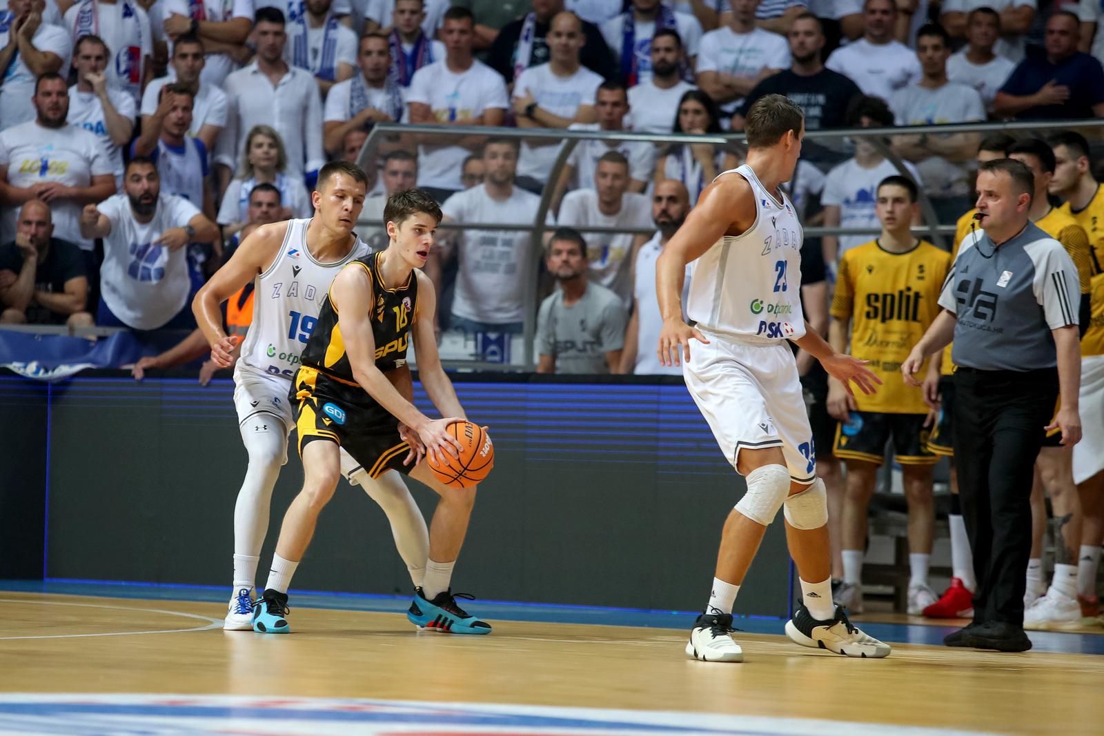 Favbet Premijer liga, finale doigravanja, 5. utakmica: KK Zadar – KK Split 93-66 Favbet Premijer liga, finale doigravanja, 5. utakmica: KK Zadar – KK Split 93-66