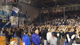 Humanitarno gledanje utakmice Zadar-Cibona (85-84) u Jazinama Humanitarno gledanje utakmice Zadar-Cibona (85-84) u Jazinama