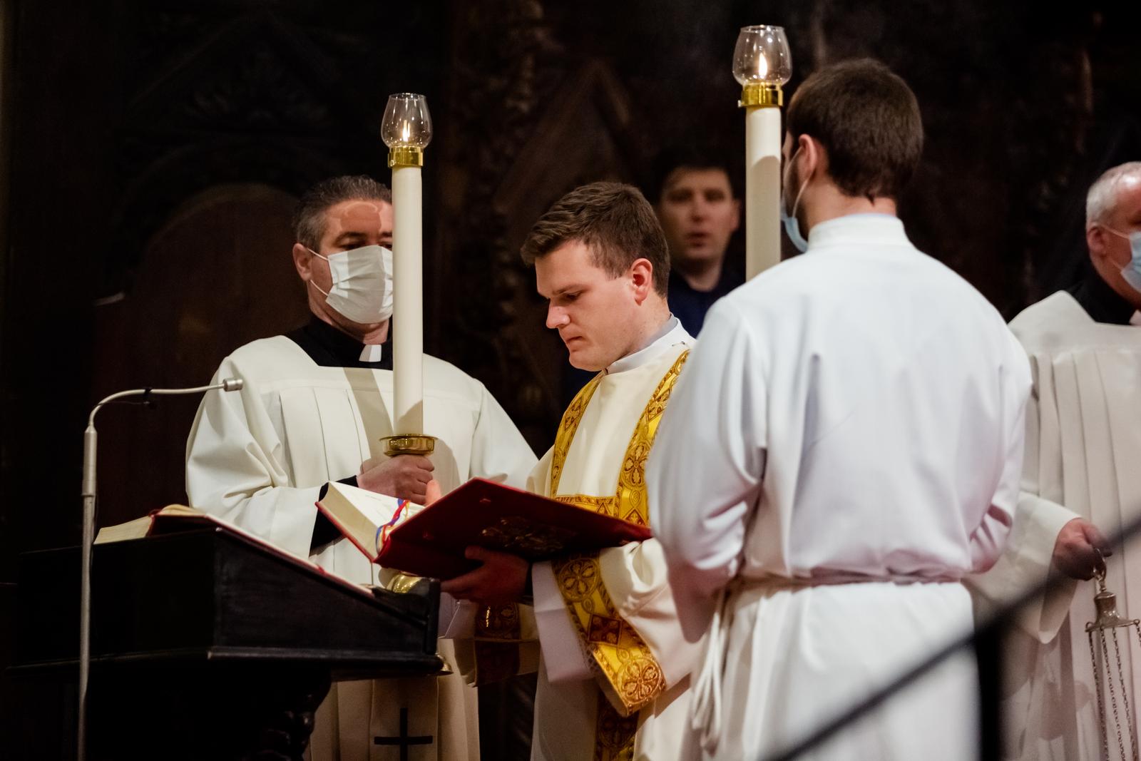 Polnoćka u katedrali svete Stošije