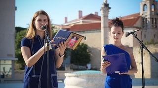 Glazbeno scenski nastup “Iskra ljubavi za mir” i grupna meditacija na Forumu