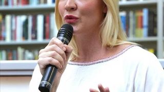 Zagreb: Ivana Bodrožić i finska autorica Johanna Holmstrom na Festivalu svjetske književnosti Zagreb: Ivana Bodrožić i finska autorica Johanna Holmstrom na Festivalu svjetske književnosti