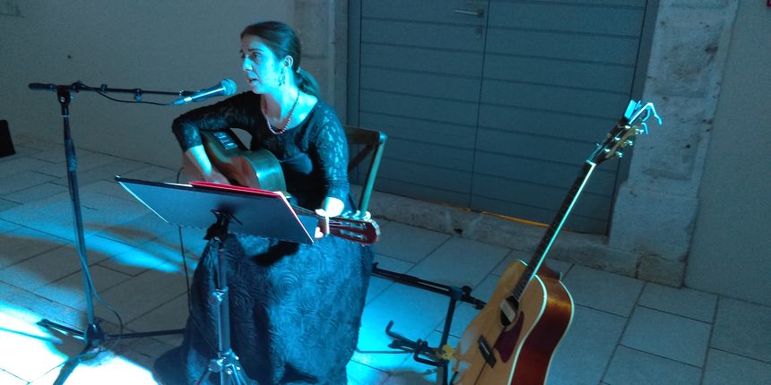 U atriju palače Cedulin održan solistički akustični koncert “Dalmatinska romanca”