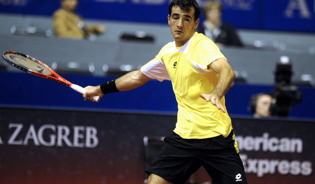 Zagreb, 030211.
ATP PBZ Zagreb INdoors 2011.
U Ledenoj dvorani Doma sportova od 29. sijecnja do 6. veljace se odrzava ATP teniski turnir  PBZ Zagreb Indoors 2011.
Mec izmedju hrvatskog tenisaca Ivana Dodiga i Ukrajinca Ilya Marchenka.
Na slici: Ivan Dodig