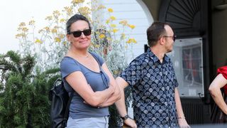 Siniša Labrović: Performans “Poštovani gospodine predsjedniče, možete me poljubiti u guzicu” Siniša Labrović: Performans “Poštovani gospodine predsjedniče, možete me poljubiti u guzicu”