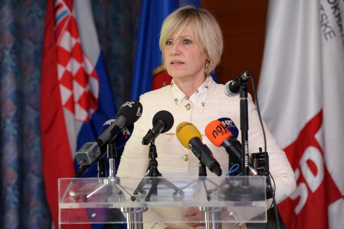 Zadar, 050512.
Hotel Kolovare.
Gradska organizacija SDP-a odrzala je izvjestajno-tematsku konvenciju na temu “Ekonomska sigurnost gradjana – pretpostavka svake sigurnosti” i izabrala delegate za 12. Izbornu konvenciju SDP-a Hrvatske. Gosti konvencije su b