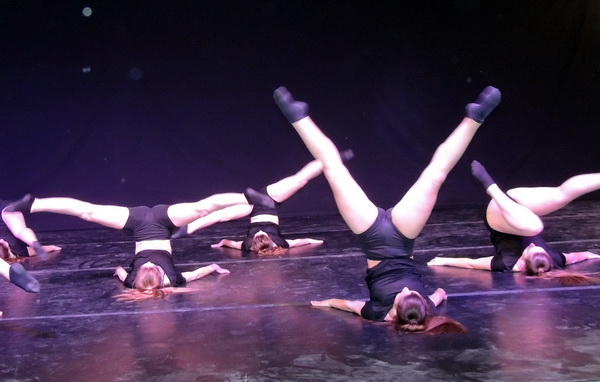 Plesni spektakl prvog dana 2. “Festivala plesa – Pag 2016” Plesni spektakl prvog dana 2. “Festivala plesa – Pag 2016”