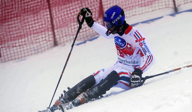 Lenzerheide, 180311. Zavrsnica Svjetskog skijaskog kupa u skijanju u svicarskom mjestu Lenzerheide, muska utrka slaloma. Na slici: Jean Baptiste Grange francuski skijas i glavni konkurent Ivici Kostelicu za mali globus u slalomu, pao tokom prve voznje. Fo