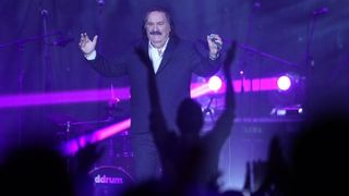 Legendarni Mate Mišo Kovač još jednom oduševio svoje brojne obožavatelje na koncertu u Areni Zagreb. Foto: Goran Jakus/PIXSELL Legendarni Mate Mišo Kovač još jednom oduševio svoje brojne obožavatelje na koncertu u Areni Zagreb. Foto: Goran Jakus/PIXSELL