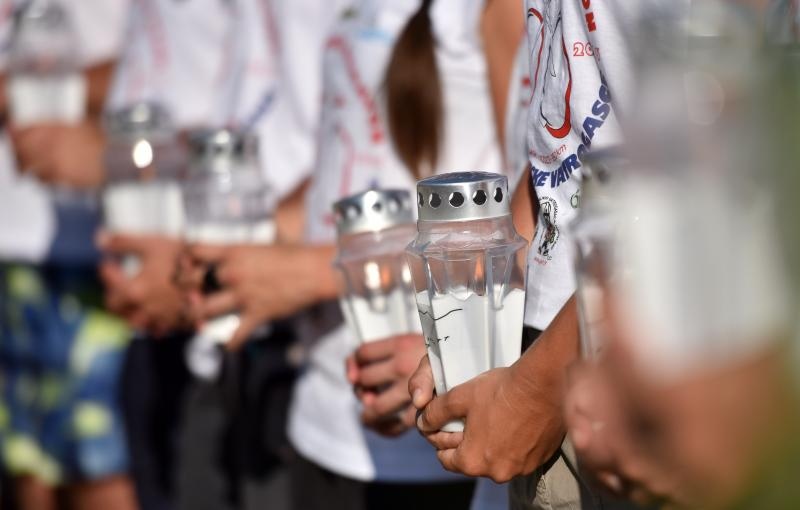 Vodice: Mimohodom vatrogasaca započelo obilježavanje 9. obljetnice kornatske tragedije. Photo: Hrvoje Jelavić/PIXSELL Vodice: Mimohodom vatrogasaca započelo obilježavanje 9. obljetnice kornatske tragedije. Photo: Hrvoje Jelavić/PIXSELL