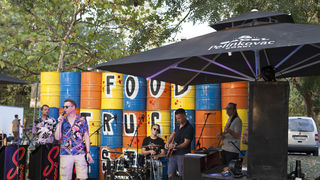 Zadarski Picnic predstavio zanimljive street food poslastice poput “goveđih obraza” Zadarski Picnic predstavio zanimljive street food poslastice poput “goveđih obraza”