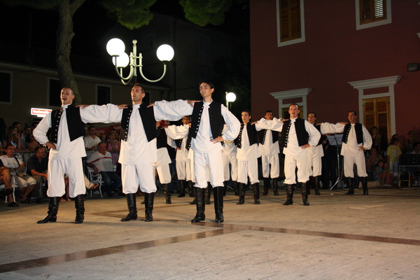 Biograd na Moru: Zavrsna priredba Ljetne skole folklora