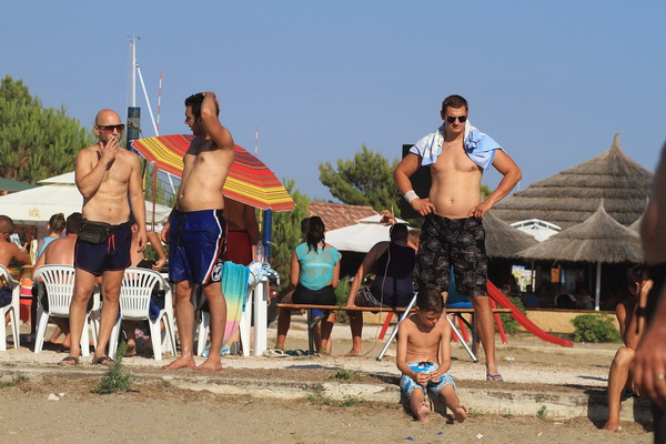 Na plaži Punta u Bibinjama održan 6. Memorijalni turnir u odbojci na pijesku za Tomislav Sikirića – Siku. Foto: Leo Banić Na plaži Punta u Bibinjama održan 6. Memorijalni turnir u odbojci na pijesku za Tomislav Sikirića – Siku. Foto: Leo Banić