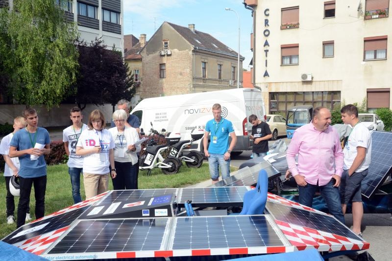 Sisak: Utrka solarnih automobila hrvatskih stukovnih škola
