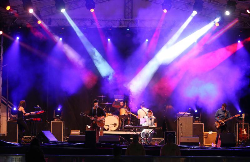 Zagreb – INmusic festival na zagrebackom jezeru Jarun unatoc losem vremenu okupio velik broj posjetitelja. Nastup benda A Toys Orchestra. Photo: Jurica Galoic/PIXSELL Zagreb – INmusic festival na zagrebackom jezeru Jarun unatoc losem vremenu okupio velik broj posjetitelja. Nastup benda A Toys Orchestra. Photo: Jurica Galoic/PIXSELL