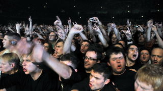 Zagreb, 081111.
Arena, koncert njemacke metal rock grupe Rammstein iz Berlina.
Na slici: publika.
Foto: Bruno Konjevic / CROPIX Zagreb, 081111.
Arena, koncert njemacke metal rock grupe Rammstein iz Berlina.
Na slici: publika.
Foto: Bruno Konjevic / CROPIX