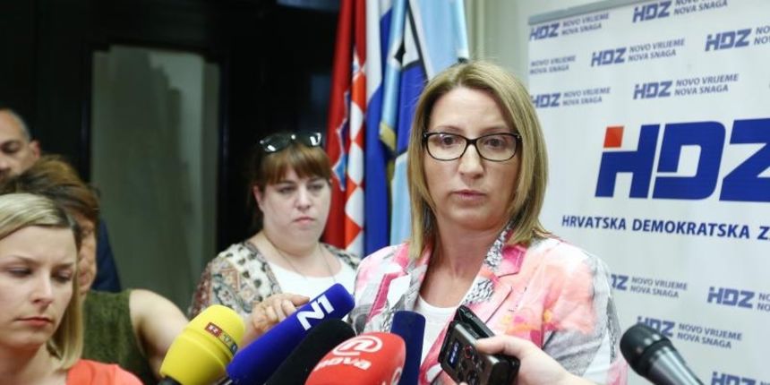 Ivana Maletic dala je izjavu za medije nakon odrzane sjednice Predsjednistva HDZ-a Ivana Maletic dala je izjavu za medije nakon odrzane sjednice Predsjednistva HDZ-a