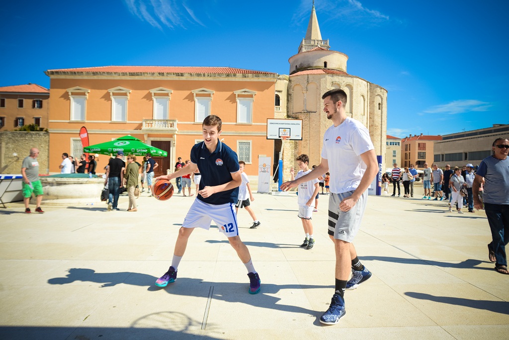 ZDBT 2016: Kids Day & Basket 3×3 na Forumu. Foto: Iva Perinčić ZDBT 2016: Kids Day & Basket 3×3 na Forumu. Foto: Iva Perinčić