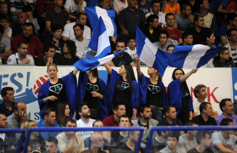 Image 727477 (auto) Image 727477 (auto)