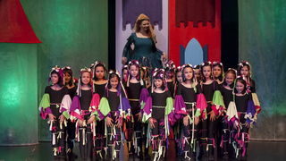 HNK Zadar: Bajka.hr Plesne udruge Gesta, Foto: Željko Karavida HNK Zadar: Bajka.hr Plesne udruge Gesta, Foto: Željko Karavida