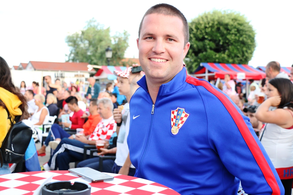 Virski navijači podržali Vatrene Virski navijači podržali Vatrene