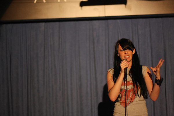 Arsenal : Večer stand up komedije (Saša Čuka)