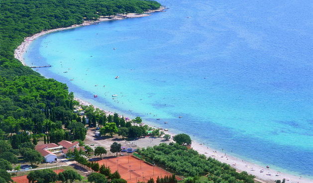 Autokamp Strasko, Novalja