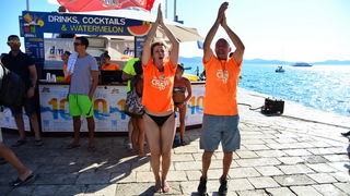 10. dm Millennium Jump na zadarskoj rivi – 3 tisuće skakača poslalo prekrasnu priču u svijet 10. dm Millennium Jump na zadarskoj rivi – 3 tisuće skakača poslalo prekrasnu priču u svijet